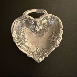 Arthur Court Bunny Heart Shaped 5” Trinket Dish, Excellent Condition